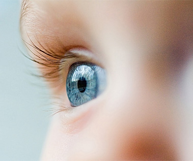 Fond d'oeil d'enfant 