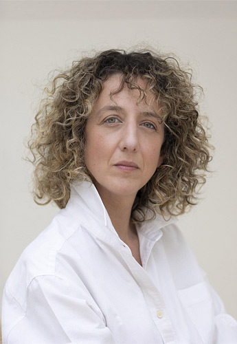 Dr Sarah Tick, Ophtalmologiste, Praticienne hospitalière et Coordinatrice au pôle oncologie de l’Hôpital National des 15-20